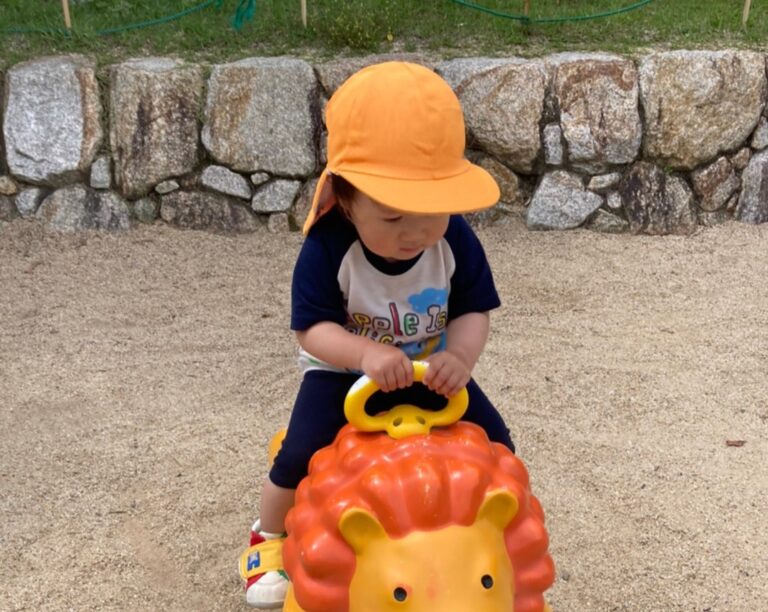 いろんな遊具であそぼう☺️(1歳児🐬)